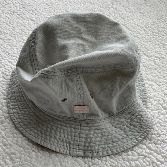 NWT Tommy Hilfiger bucket hats - Picture 3 of 10